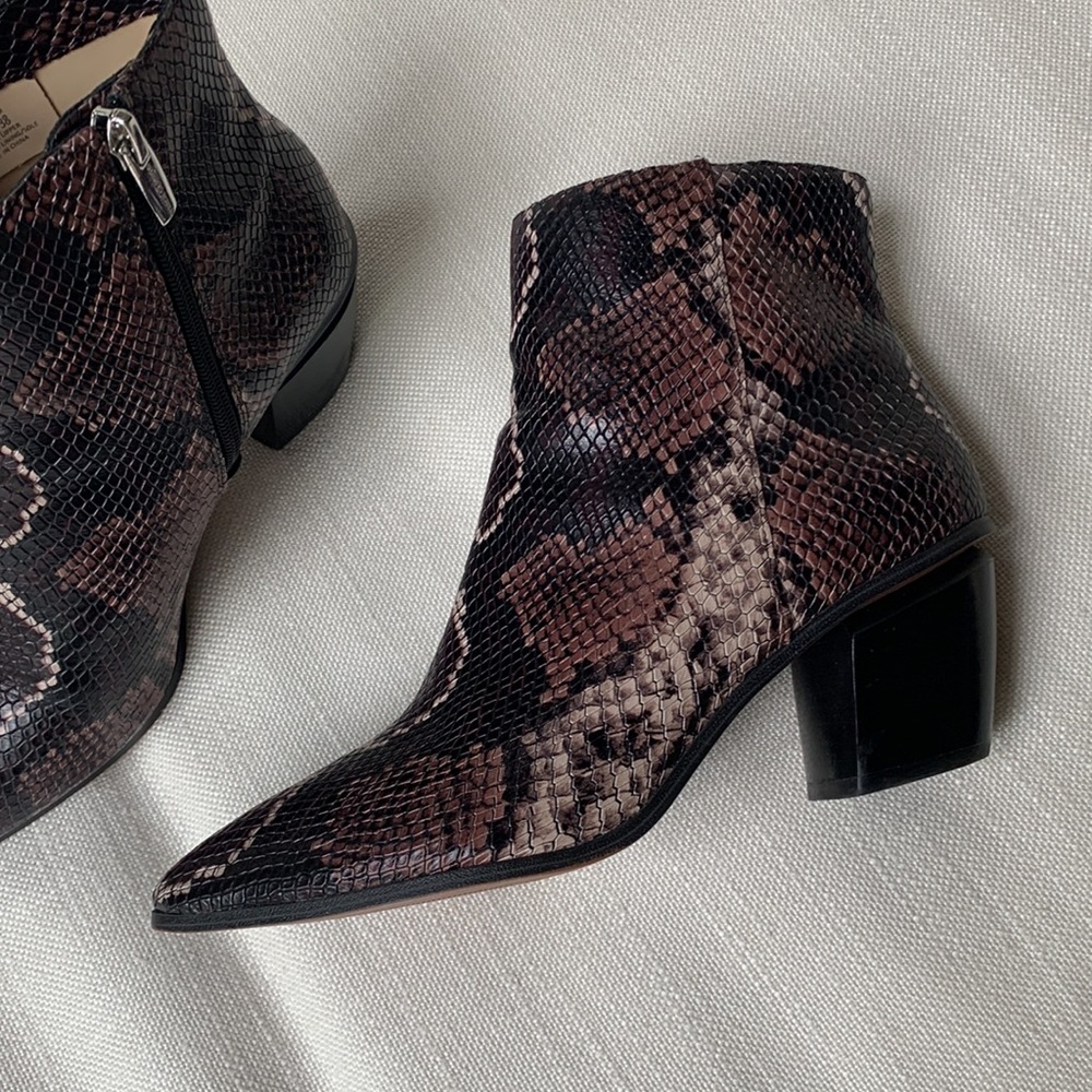 Vince Camuto Snake Skin Booties 7.5 Cowboy Boots